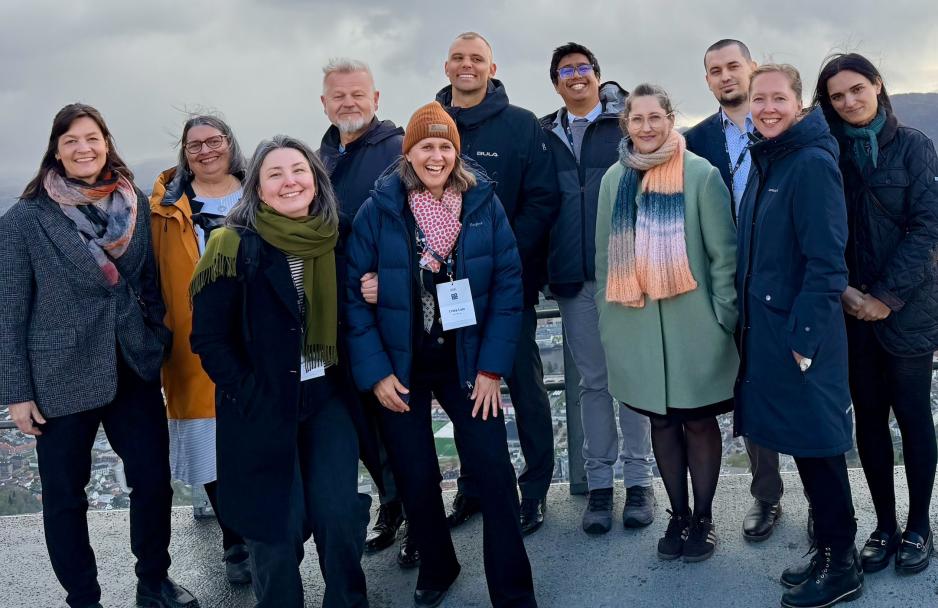 Representanter for Kif-komiteen samlet utend&oslash;rs i Bergen