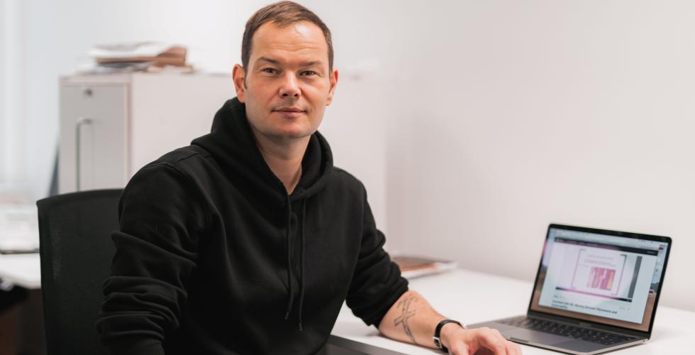 Portrettbilde av Jon Martin Larsen, stipendiat ved H&oslash;yskolen Kristiania